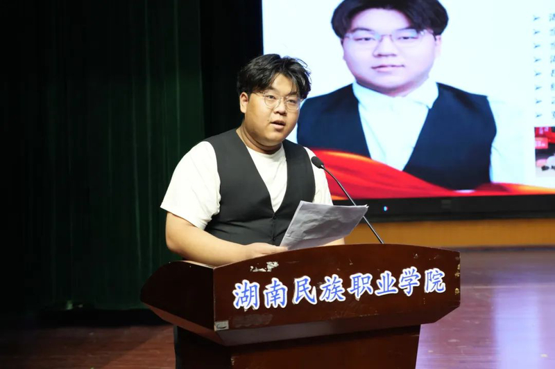 1750945976423011800.jpg 922.jpg